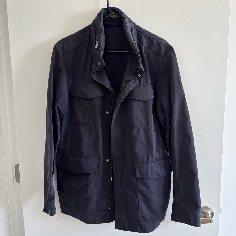 ARMANI COLLEZIONI MEN'S NAVY BLUE WATER REPELLENT RAIN COAT  WINDBREAKER SIZE 50